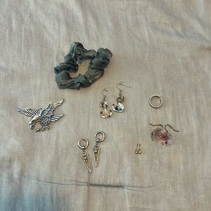 Assortment of jewelry